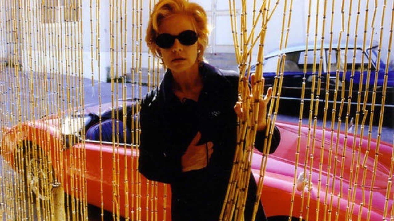 Mausolée pour une garceの背景画像