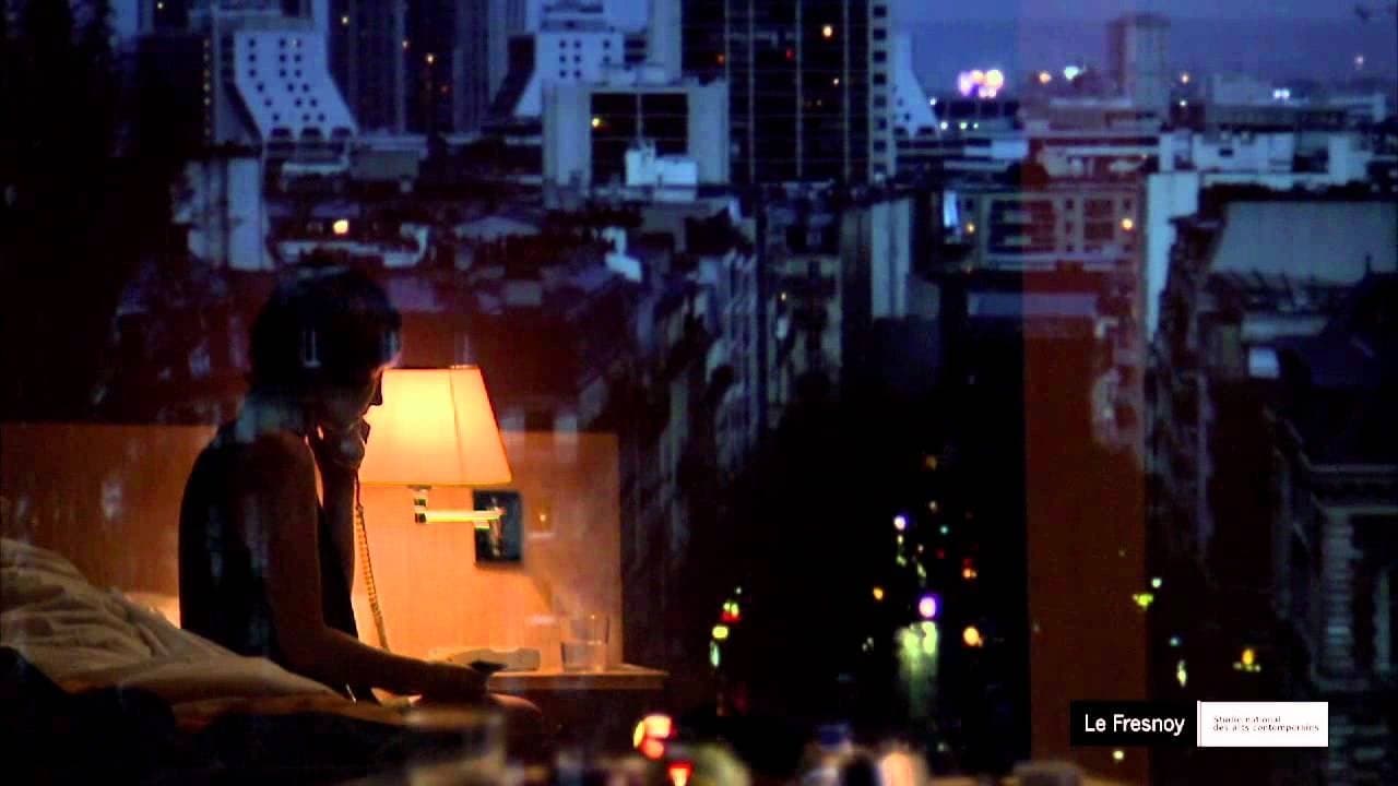 Version Françaiseの背景画像