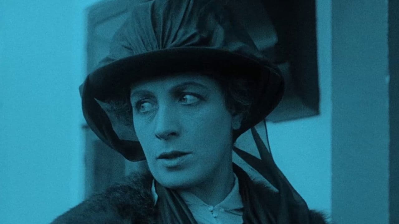 Thora van Dekenの背景画像