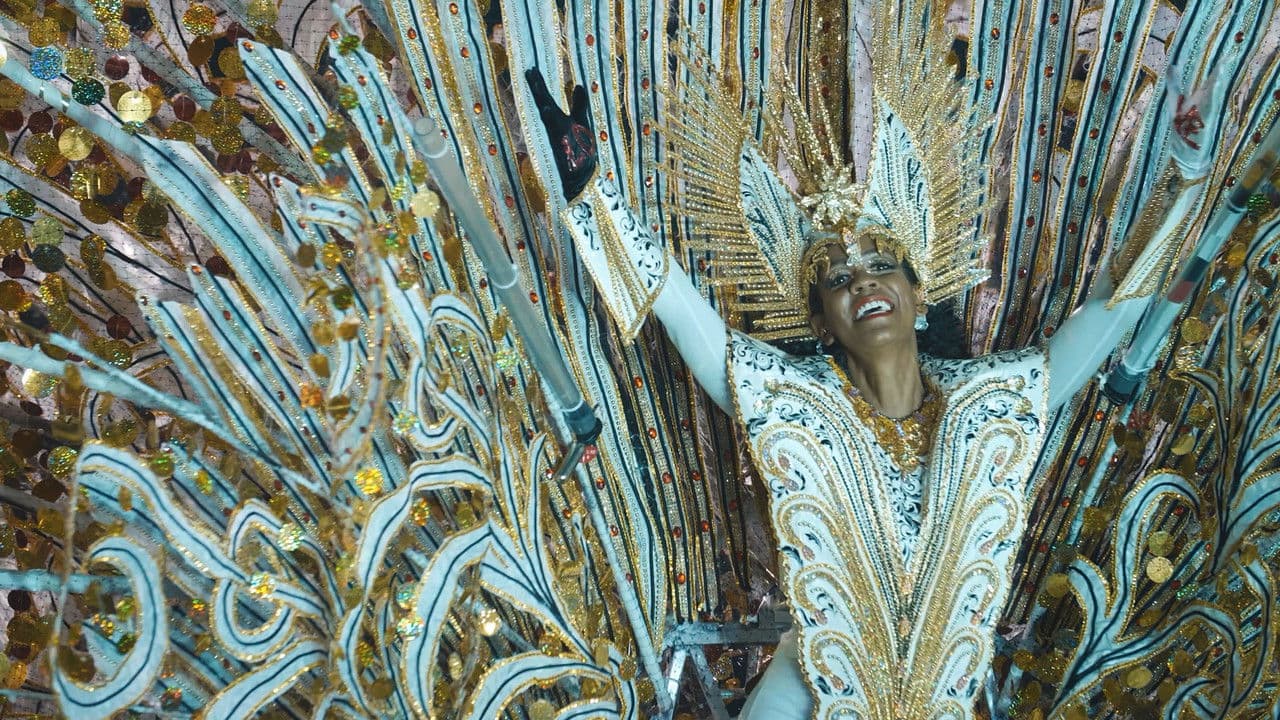 Becoming a Queenの背景画像