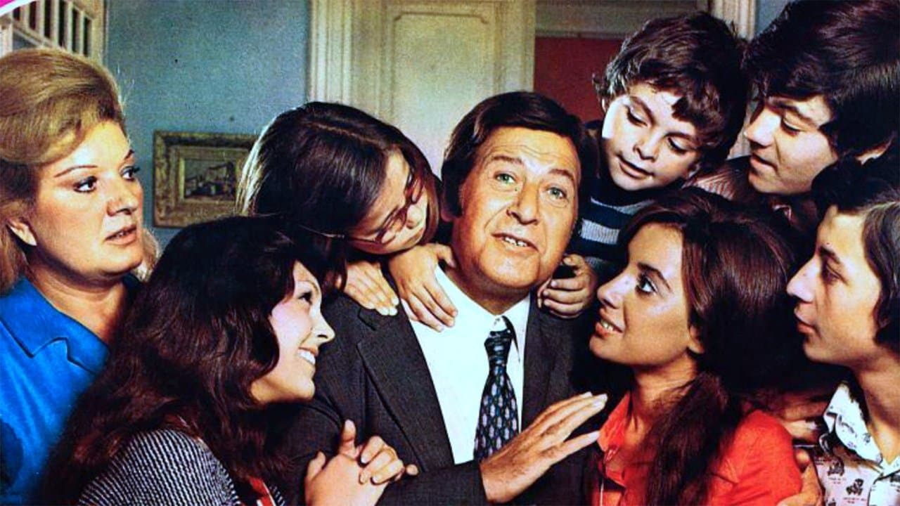 Yedi Evlat İki Damatの背景画像