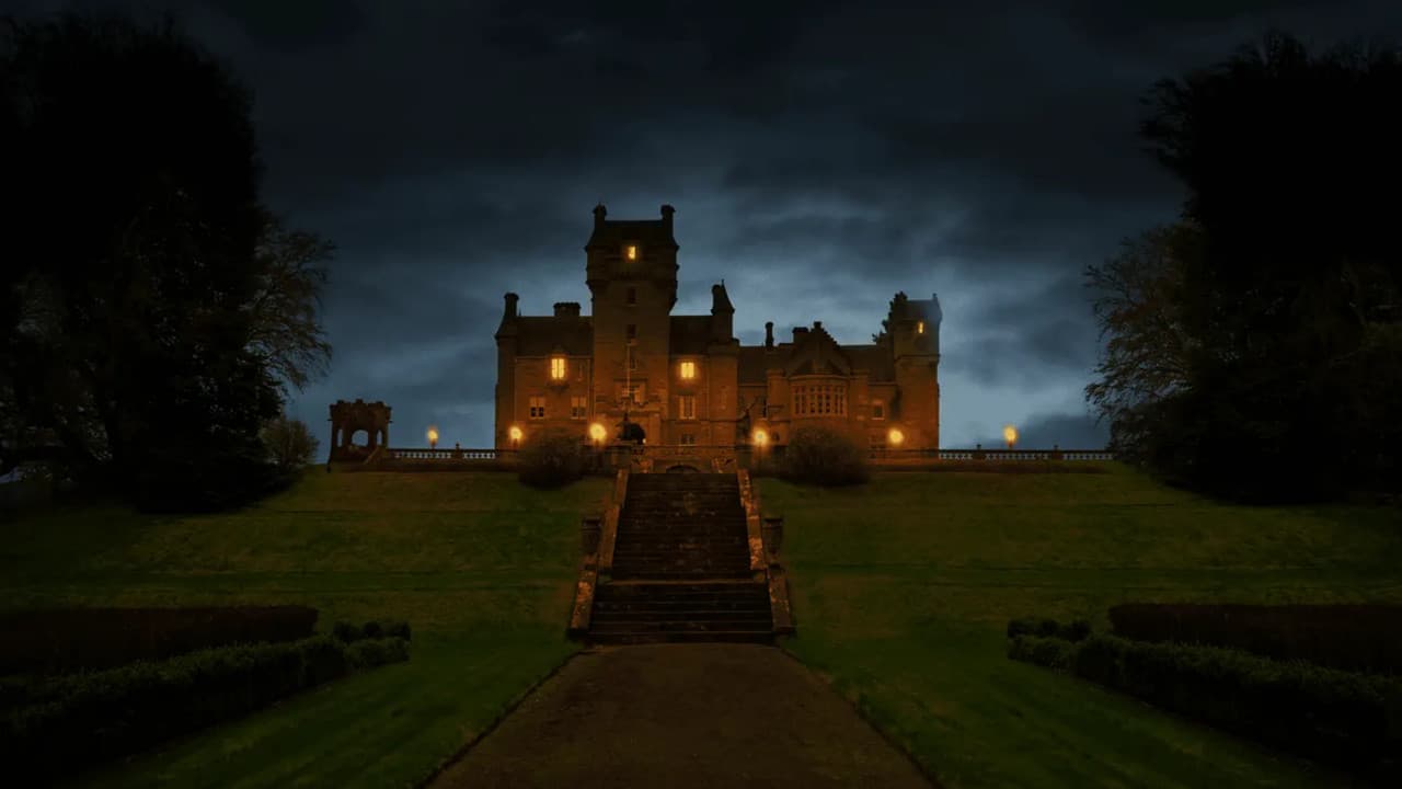 The Traitors Postmortemの背景画像