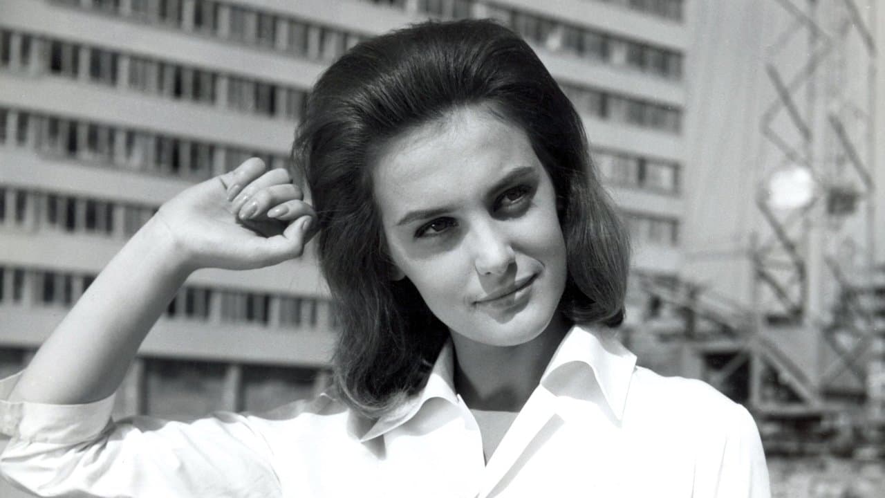 Чудна девојкаの背景画像