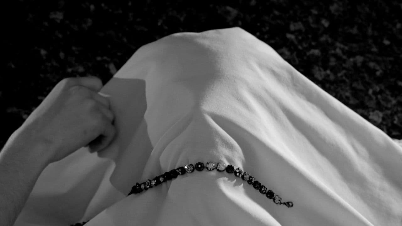 Laurie Is Defunctの背景画像