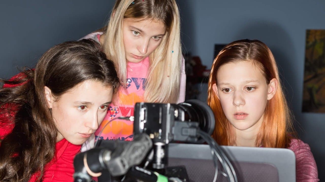 SNS－少女たちの10日間－の背景画像