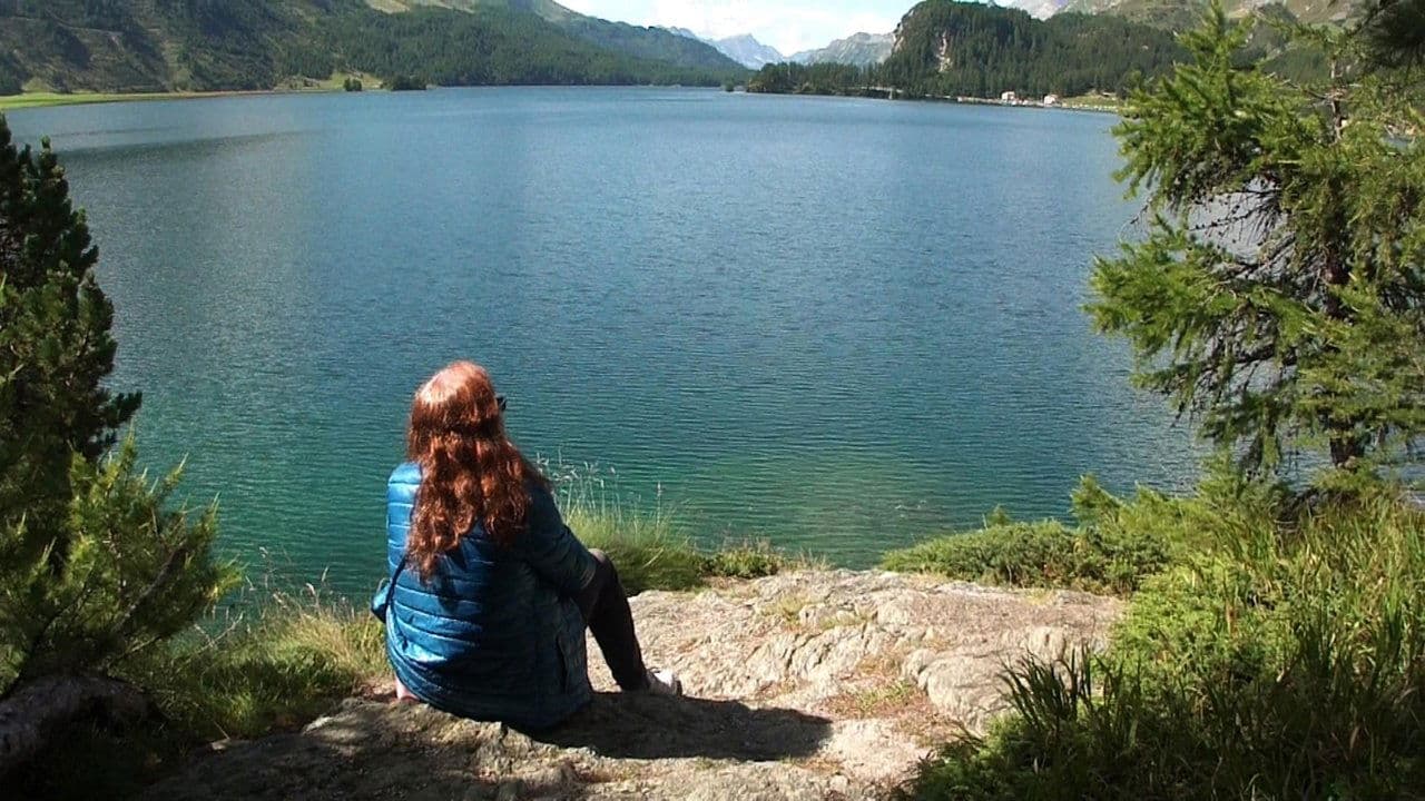 Nietzsche Sils Maria Rochedo de Surlejの背景画像