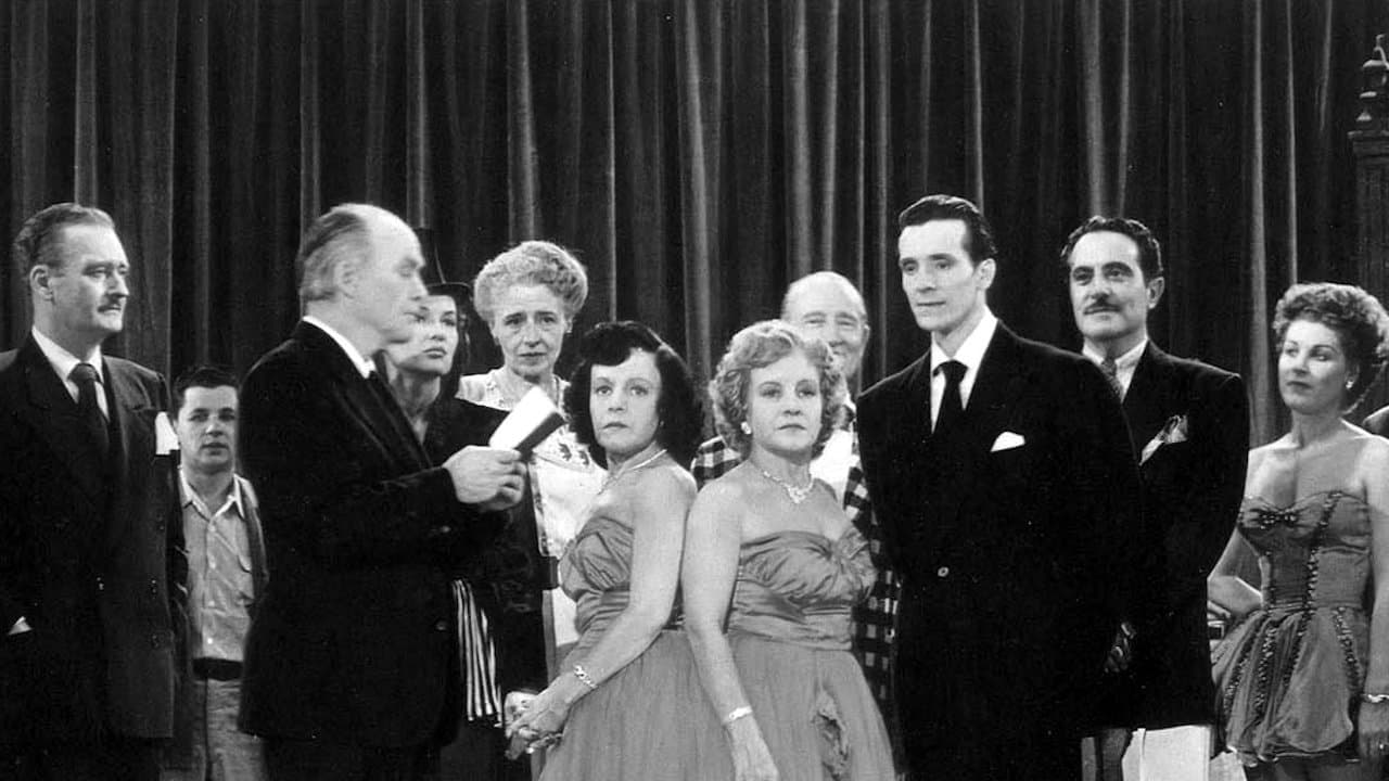 Chained for Lifeの背景画像