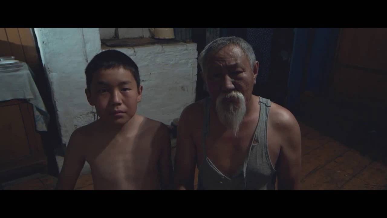 Костёр на ветруの背景画像