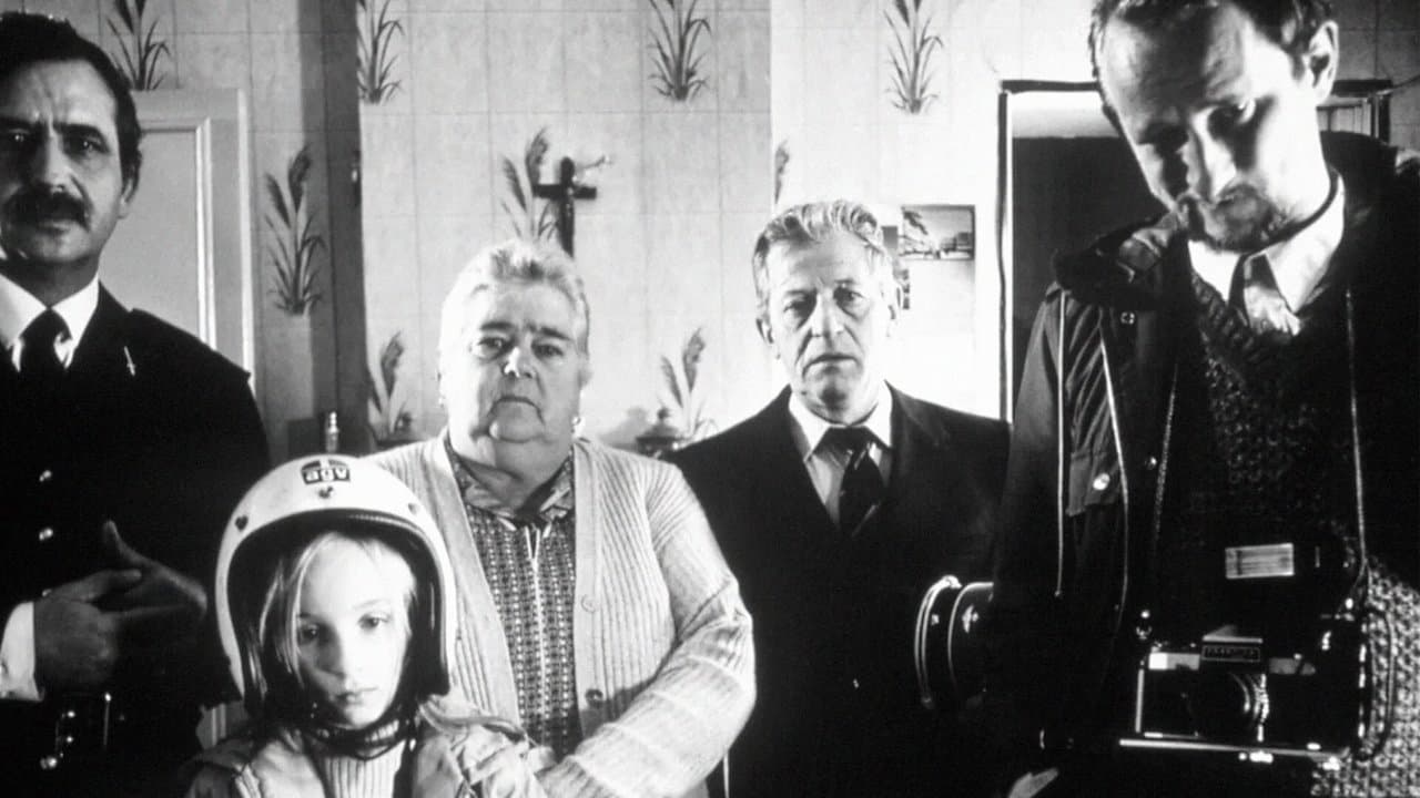 Les convoyeurs attendentの背景画像