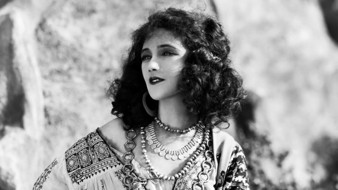 The Road to Yesterdayの背景画像