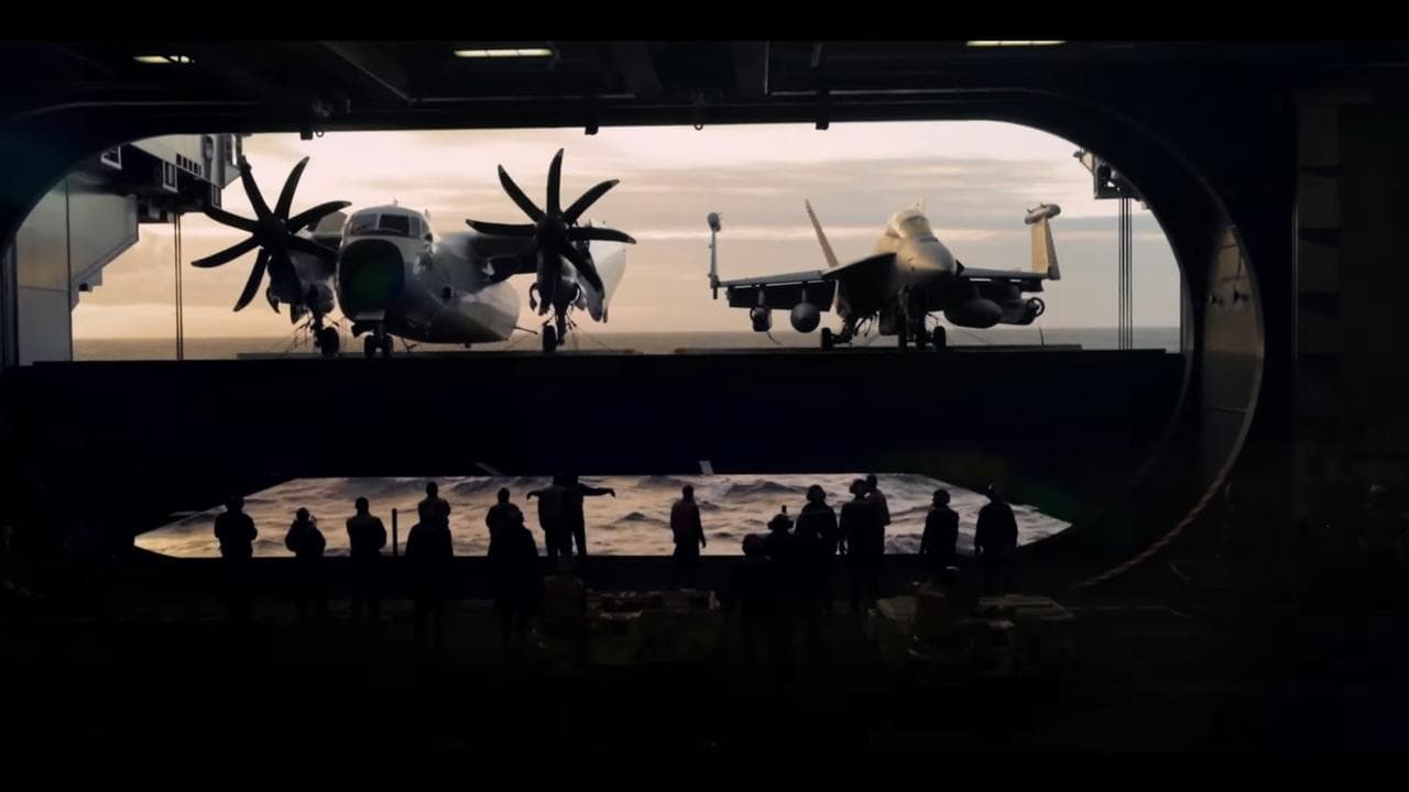 The Age of Disclosureの背景画像