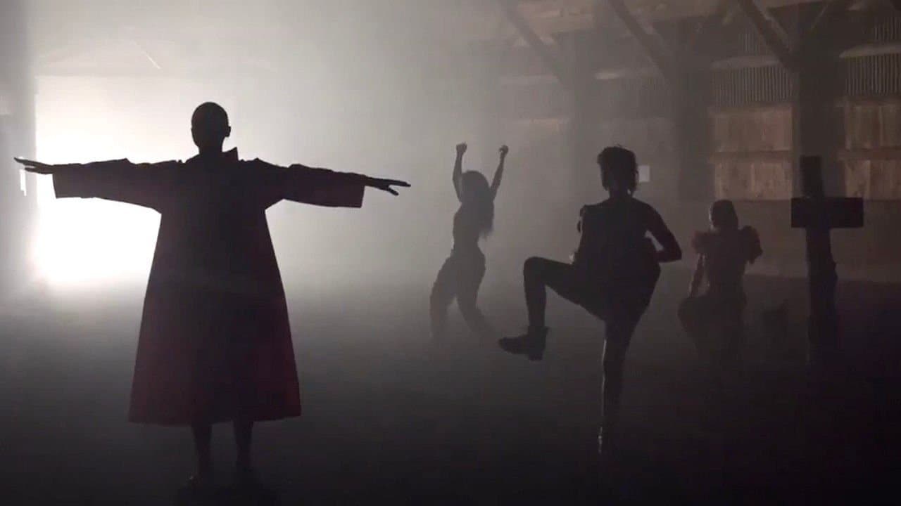 Circus 196977の背景画像