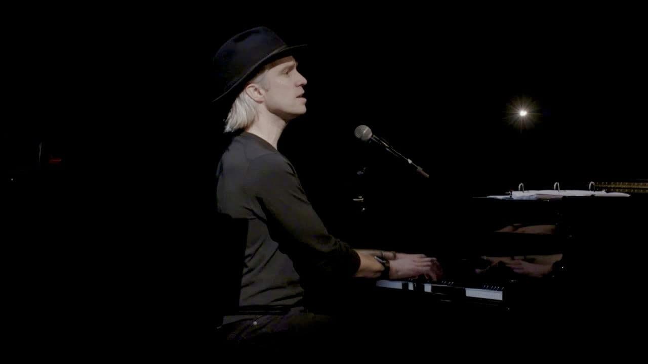 Walk On Through: Confessions of a Museum Noviceの背景画像