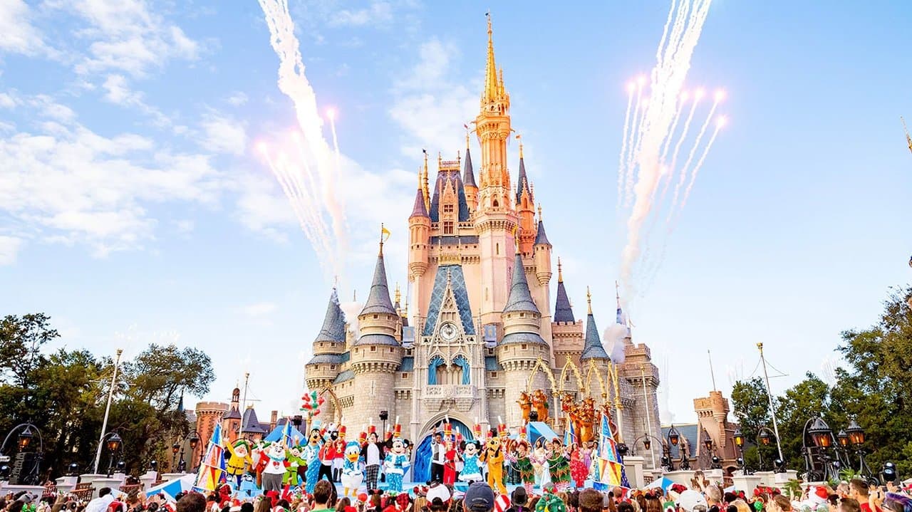 Disney Channel Holiday Party @ Walt Disney Worldの背景画像