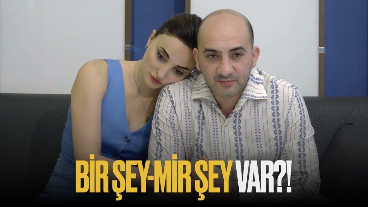 Bir şey, mir şey var?!の背景画像