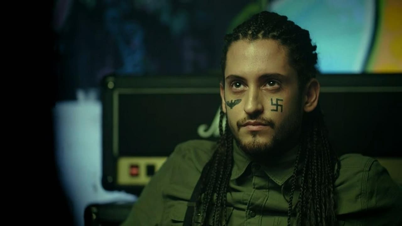 Victor Lessard : Un pas dans l'ombreの背景画像