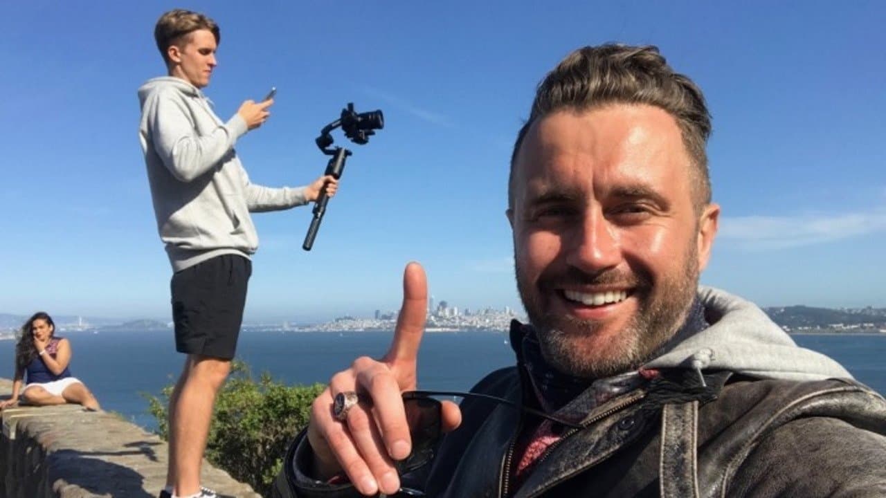 Grēcīgā Amerikaの背景画像