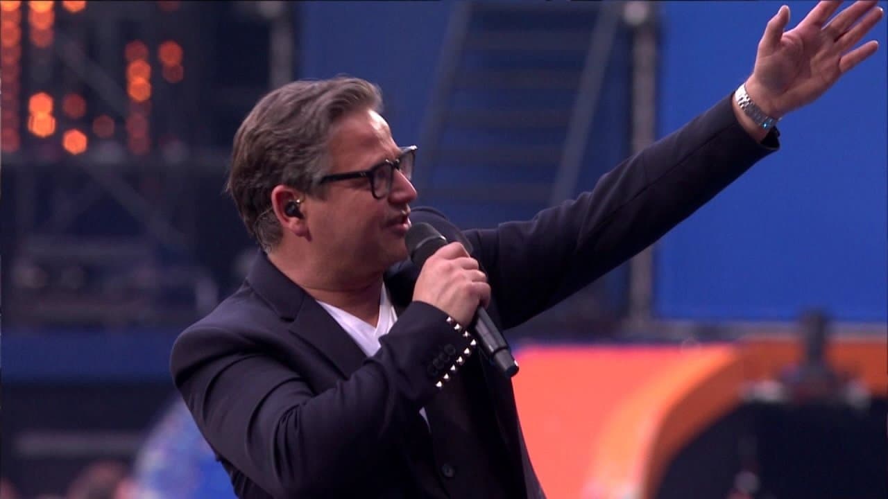 Guus Meeuwis – Groots Met Een Zachte G 2019の背景画像