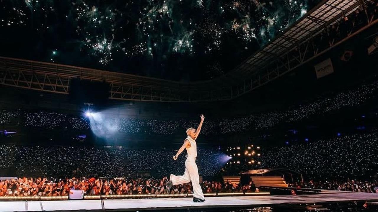 SuperTurnê: A Primeira e A Última Noiteの背景画像