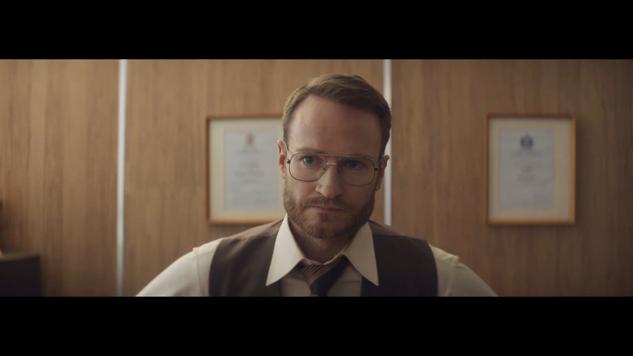 The Eleven O'Clockの背景画像