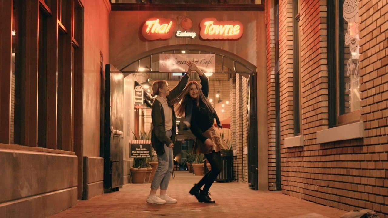 Happily Everの背景画像