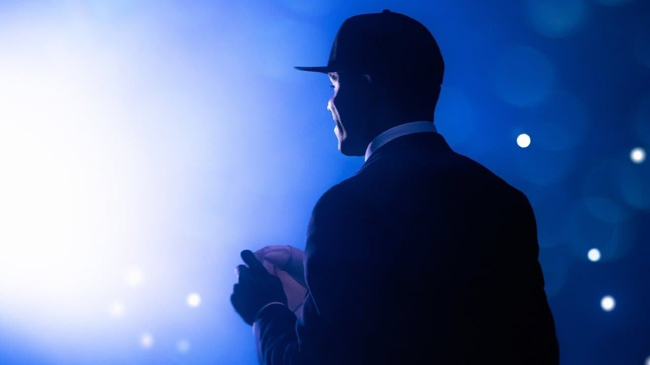 On The Clockの背景画像