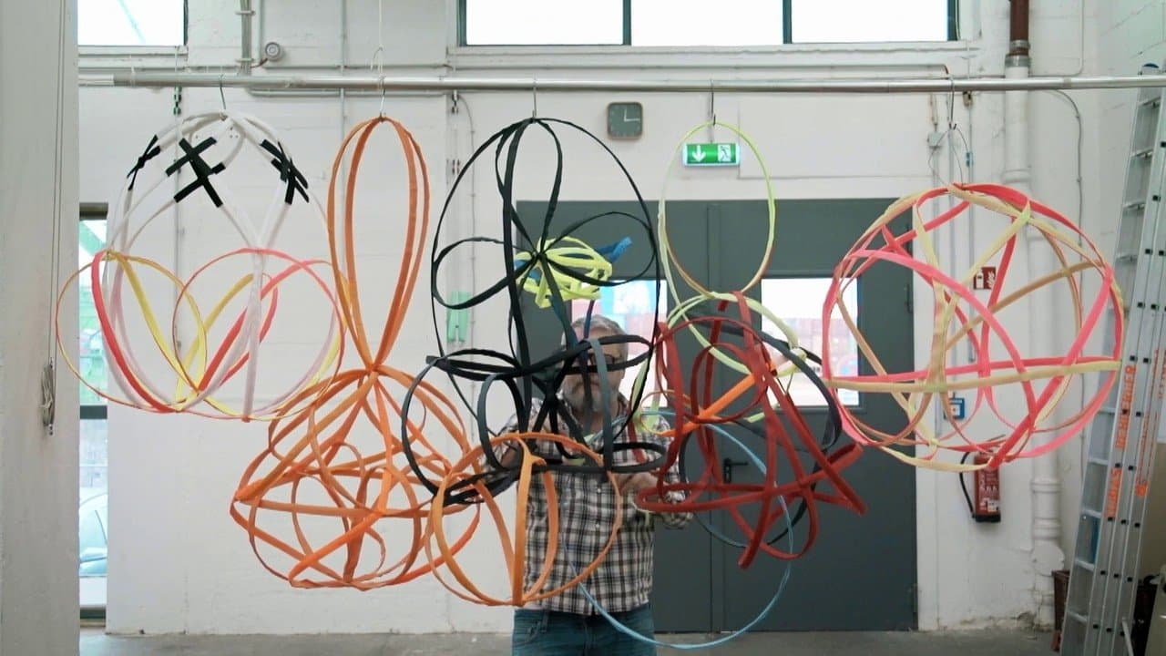 Why Are We Creative?の背景画像