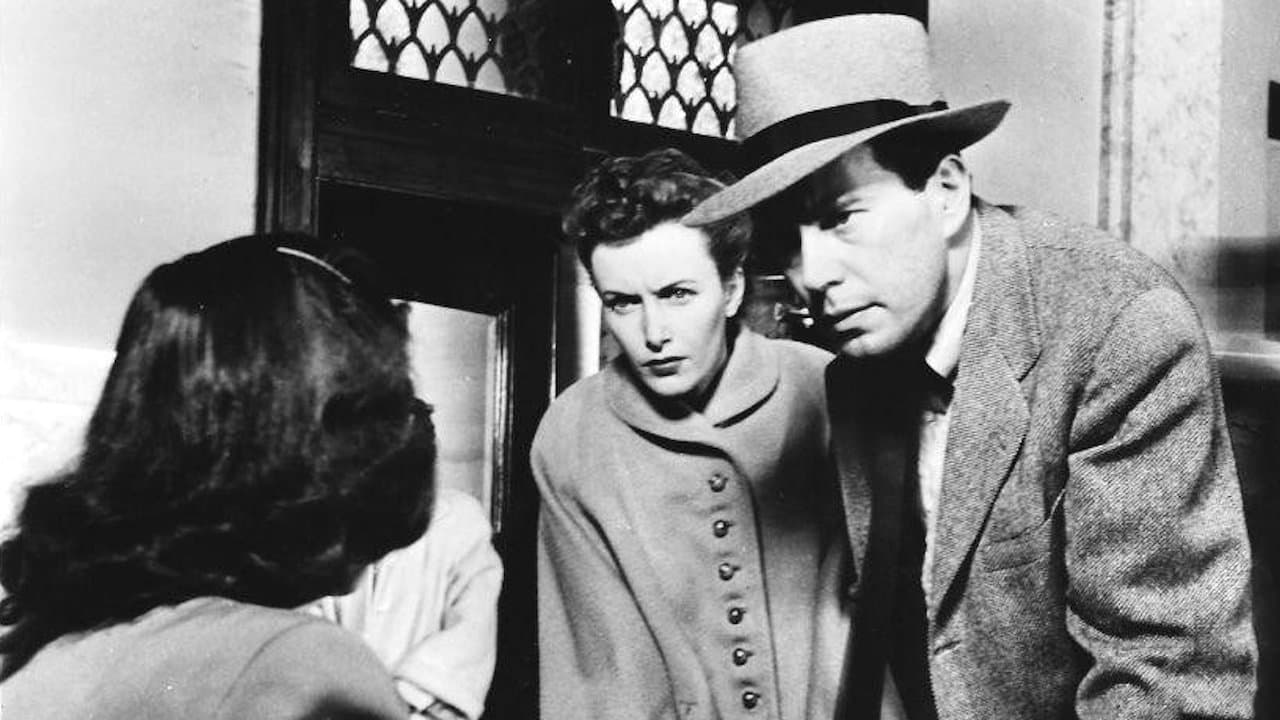 The Captive Cityの背景画像