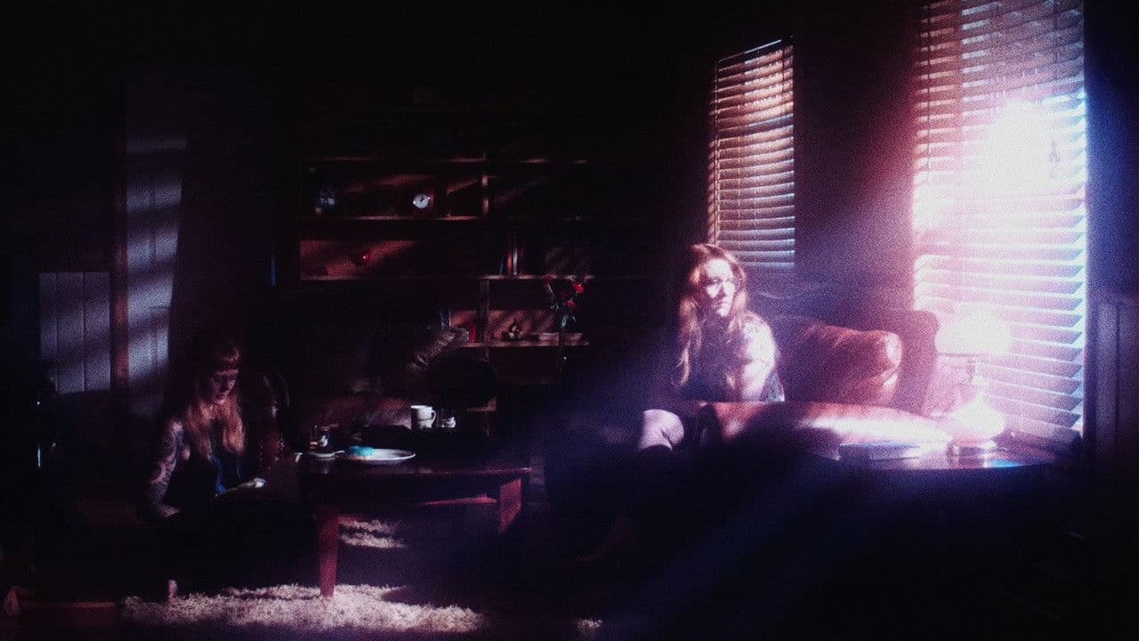 A Black Rift Begins to Yawnの背景画像