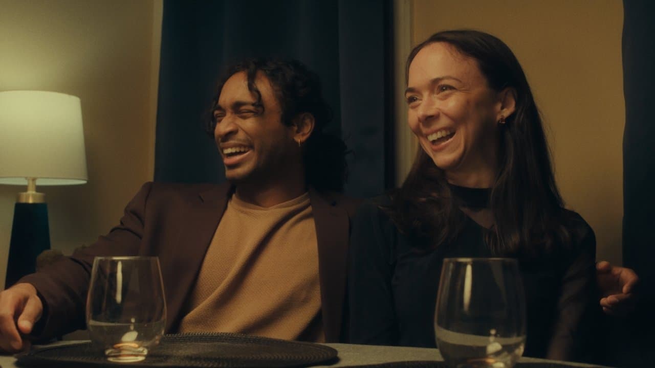 Apoliticalの背景画像