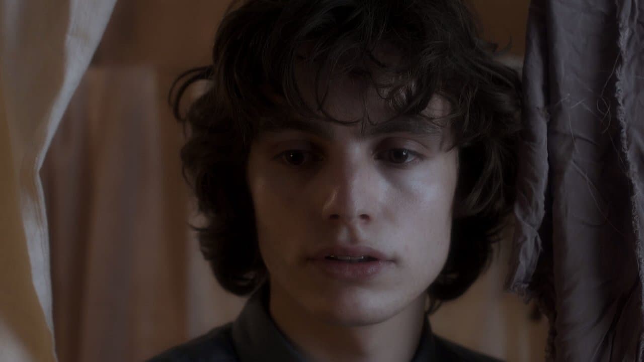 Hay ropa tendidaの背景画像