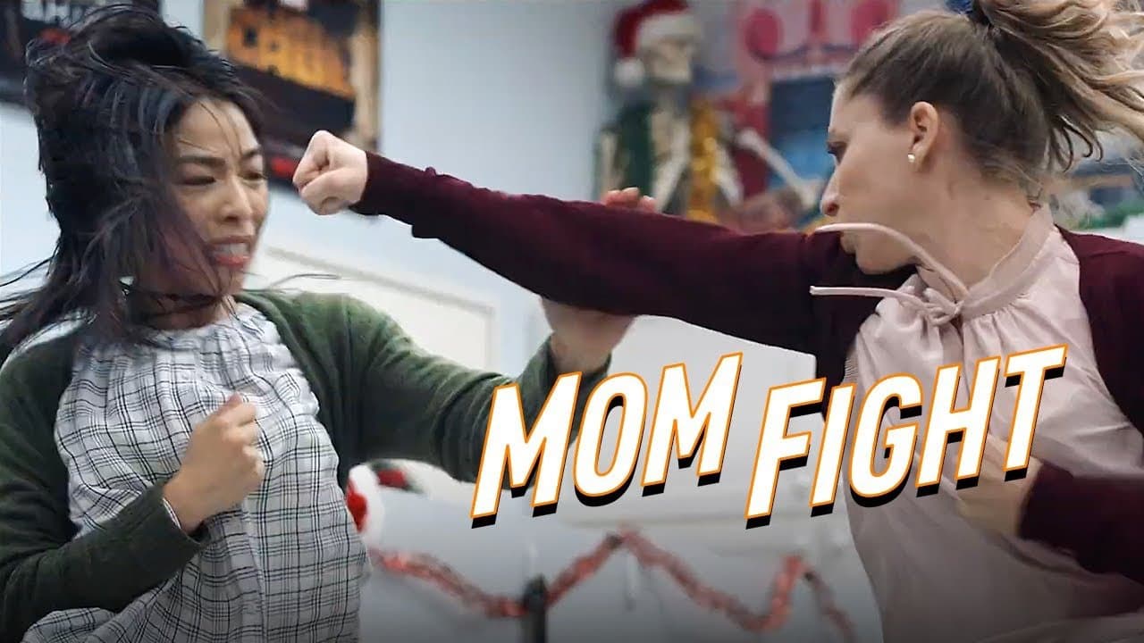 Mom Fightの背景画像