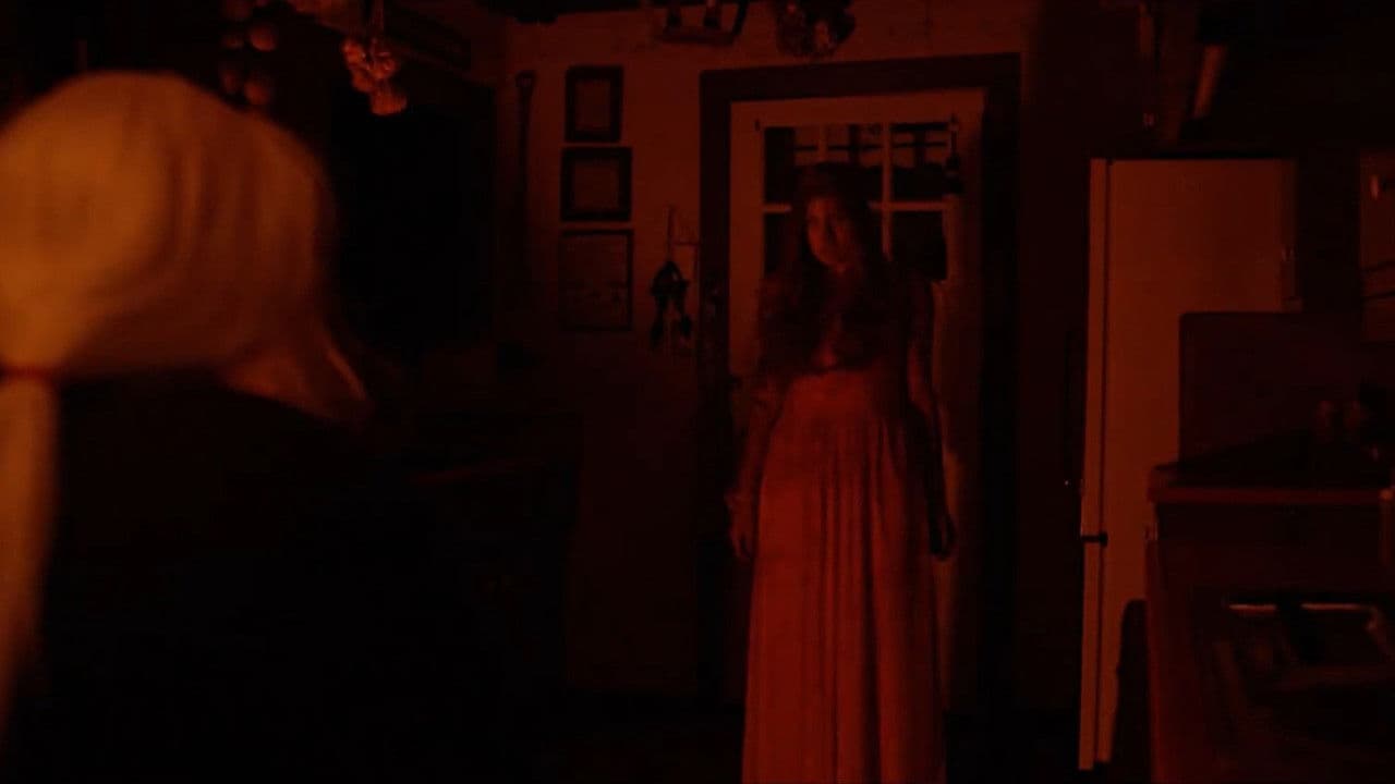 She Burns in Hell: Chapter 2の背景画像