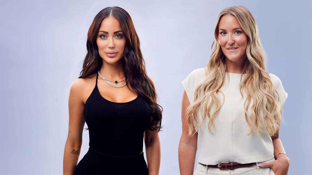 Rebecca & Emelie take USAの背景画像