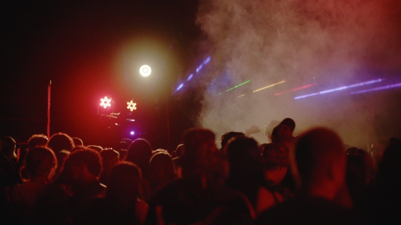 Budapest, 10 óra 25 percの背景画像