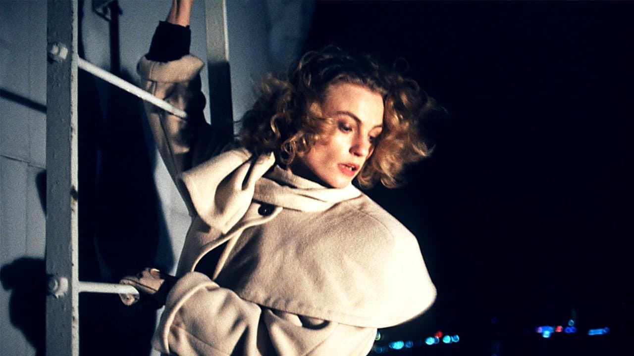 Varokaa putoavia esineitäの背景画像