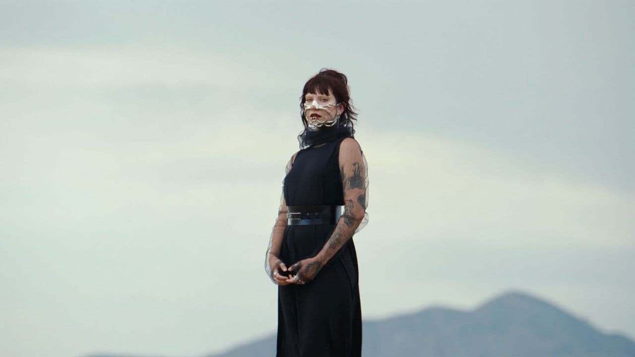 And You Who Drowned in the Grief of a Golden Thing - The Filmの背景画像