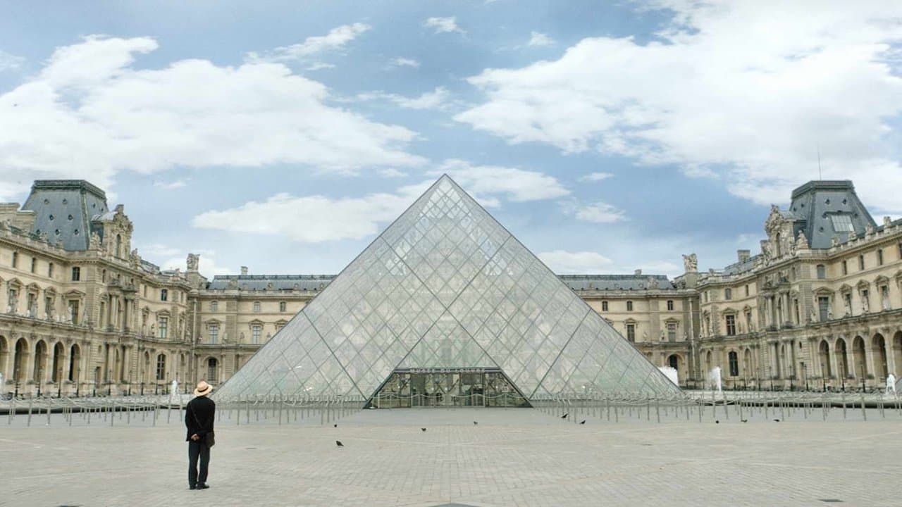 It Must Be Heavenの背景画像