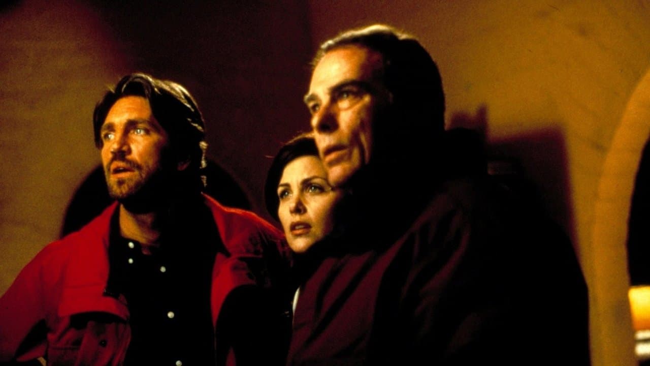 The Shadow Menの背景画像