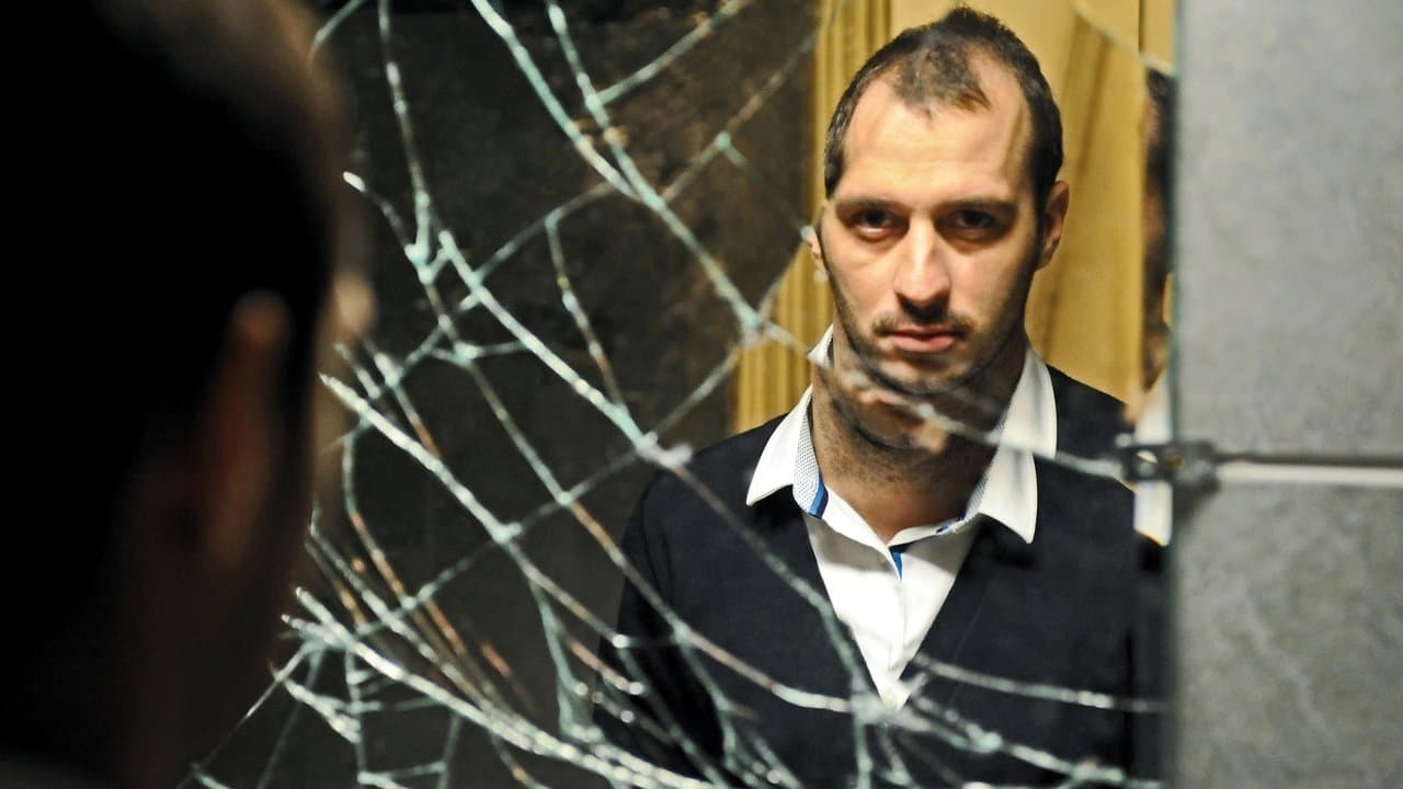 O lună în Thailandaの背景画像