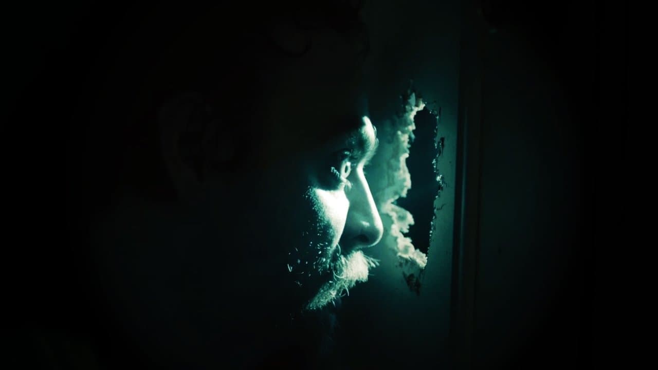 After Midnightの背景画像