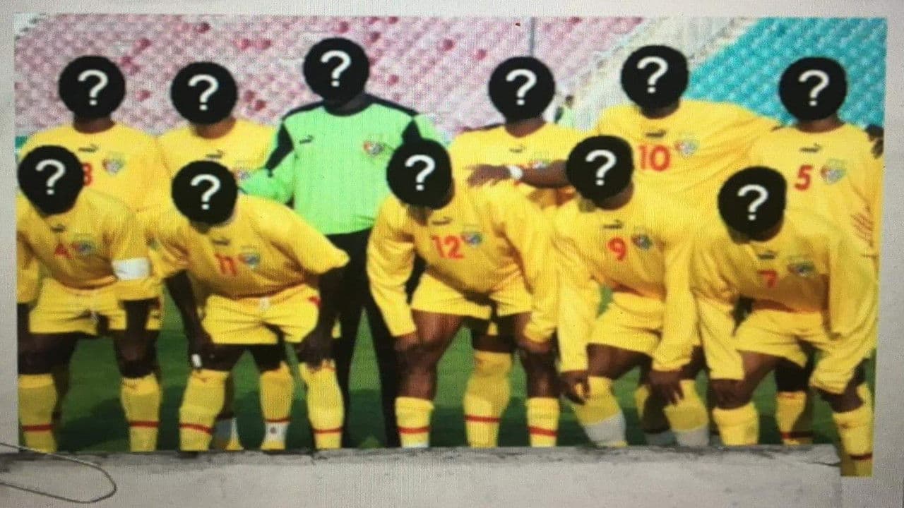 Fixedの背景画像