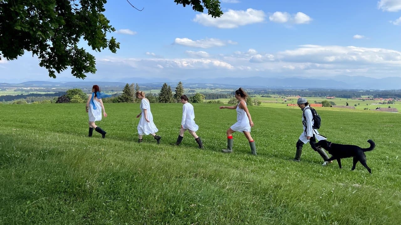 Überall gibt es ein Hausenの背景画像