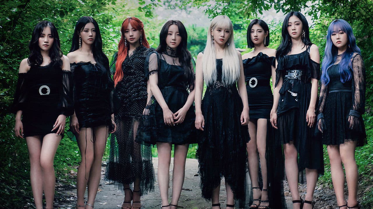 LOVELYZ ONTACT Concert "Deep Forest"の背景画像