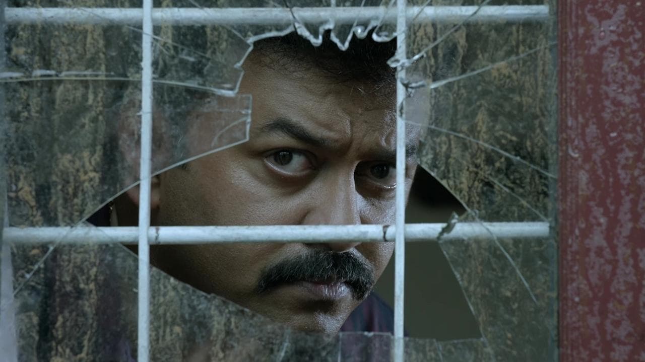 പത്താം വളവ്の背景画像