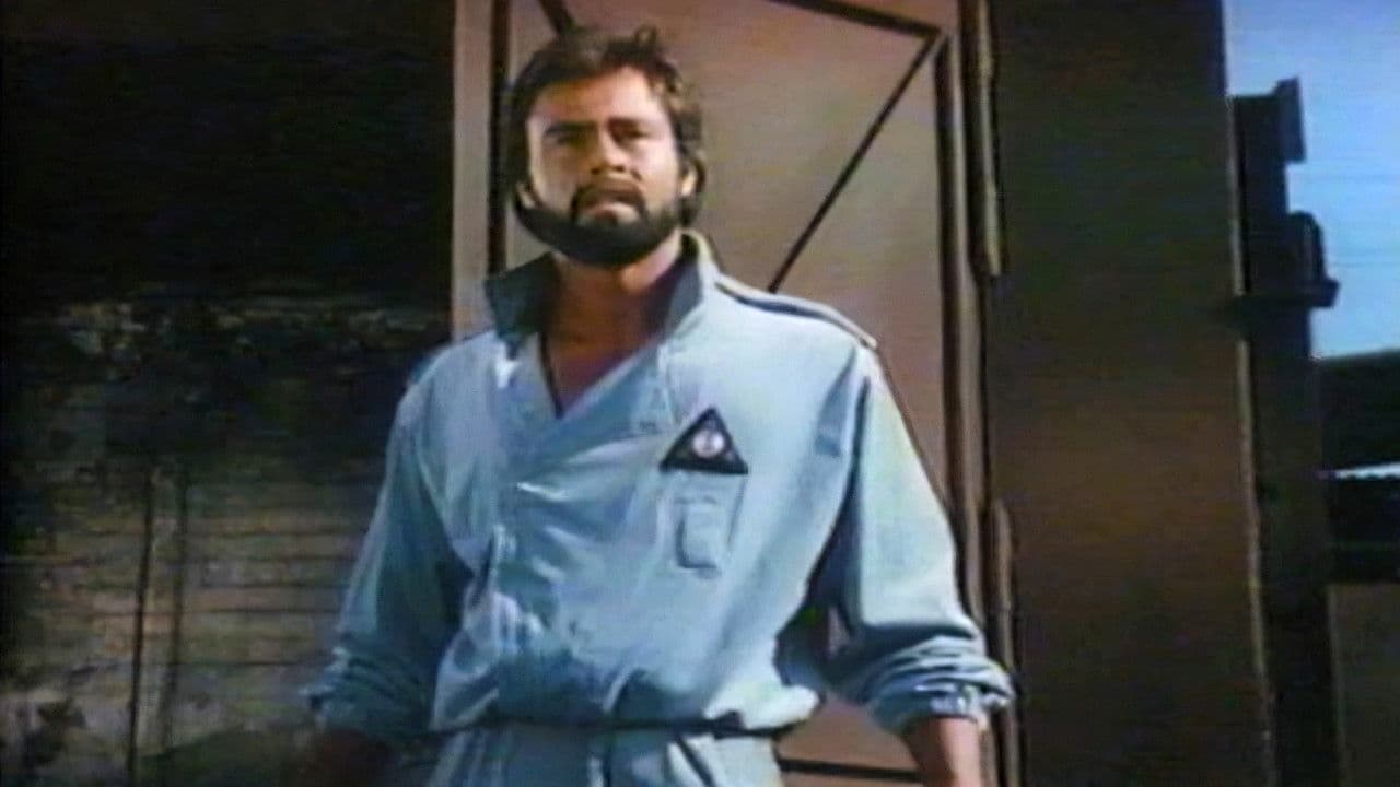 Alien Warriorの背景画像