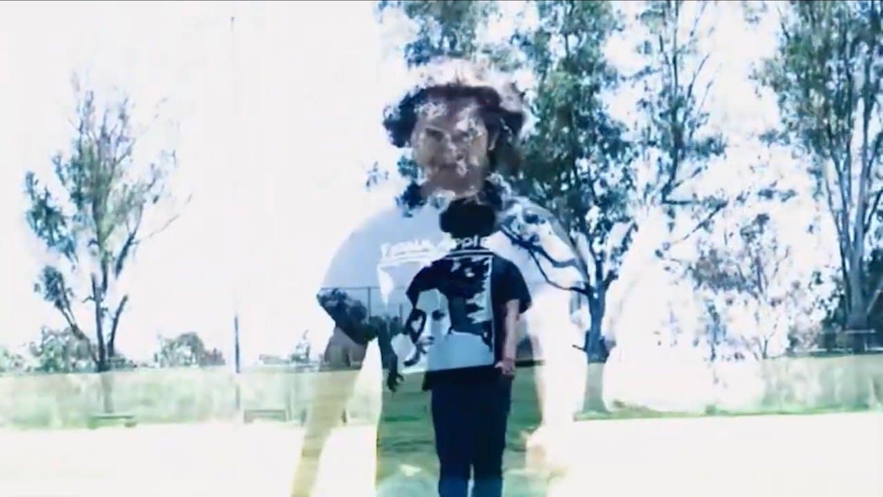 I am Perfectly Normal: Part Iの背景画像