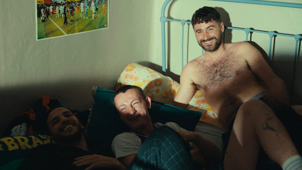 Big Boys Don't Cryの背景画像