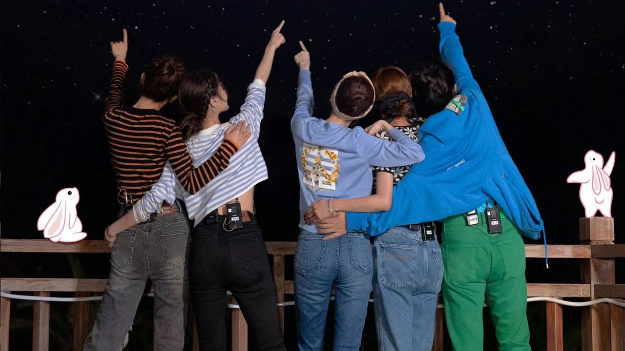 与彩云相遇の背景画像