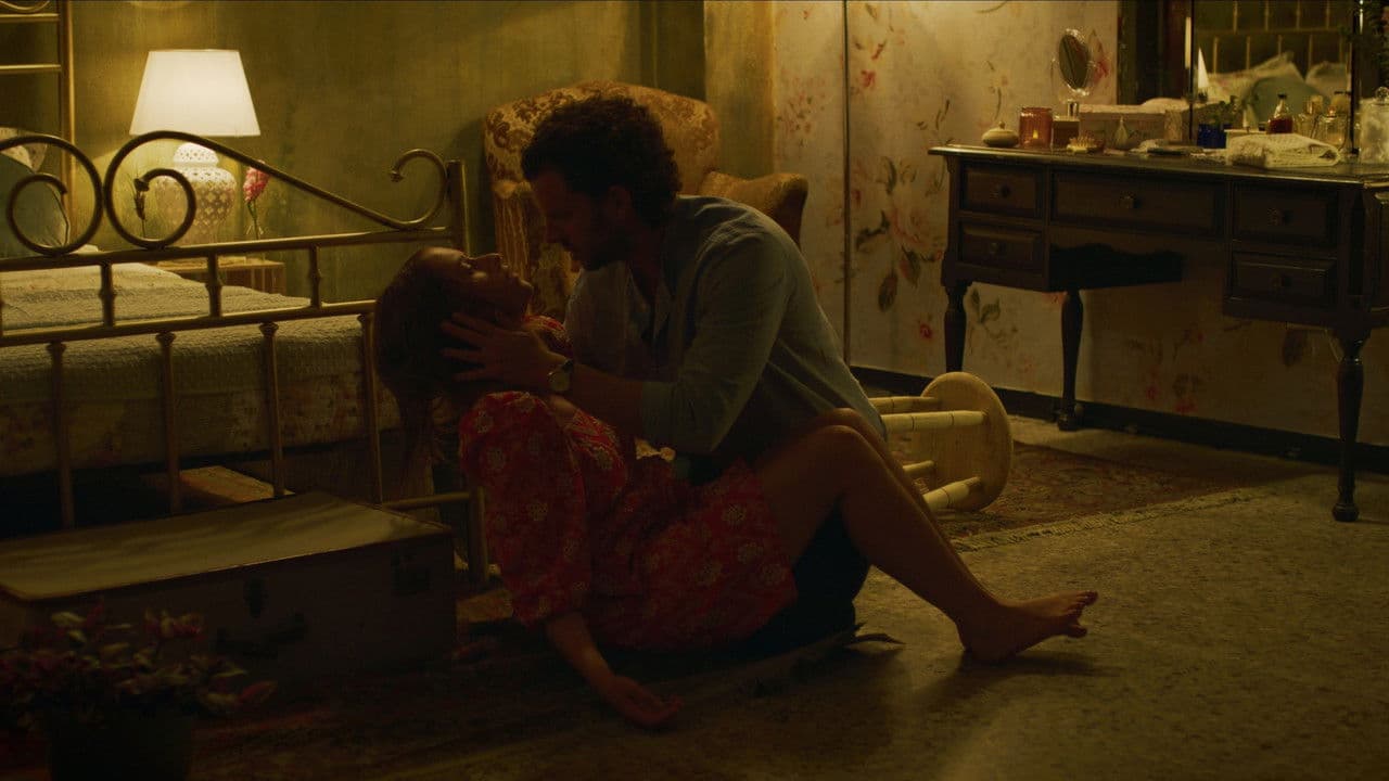 Ultraviolenciaの背景画像